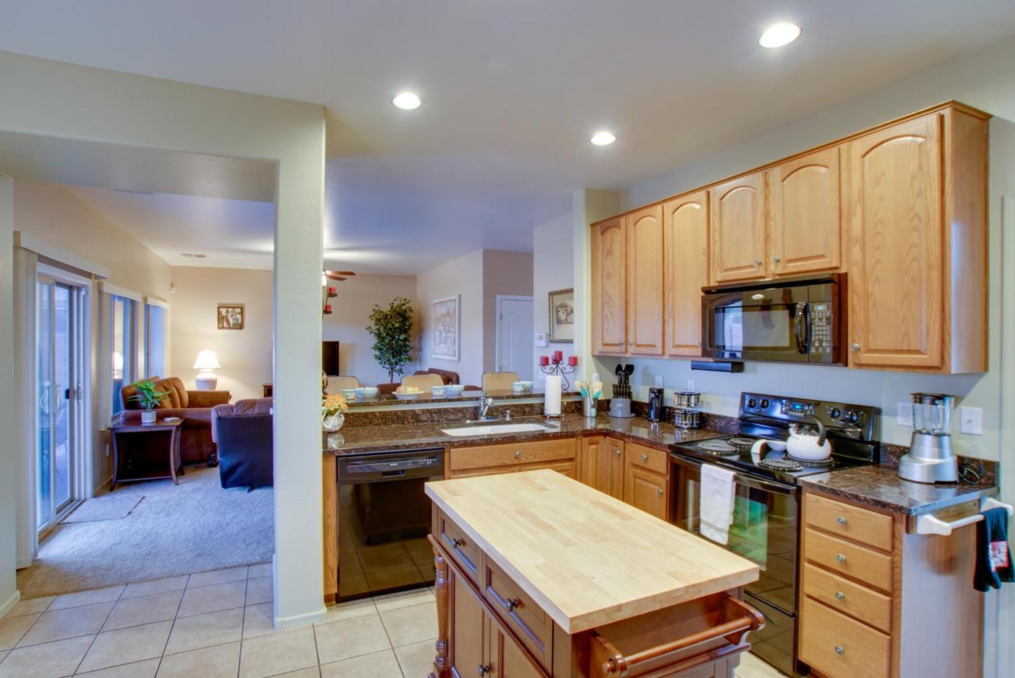 San Tan Mountain Escape With Patio And Pool Access! Villa Magma Bagian luar foto